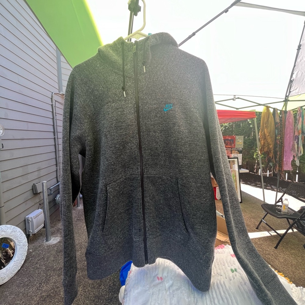 Nike Men’s wool zip up sweatshirt